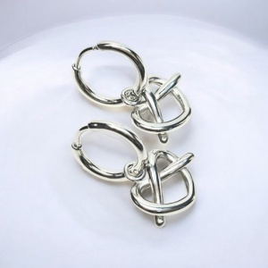 꼬임 하트 써지컬 귀걸이 1SET