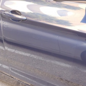 자동차 전용 문 보호 필름