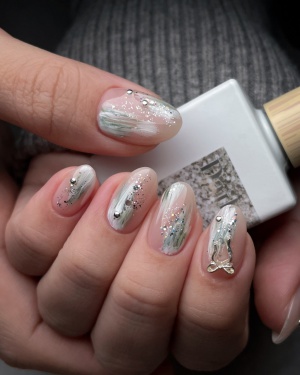 13만원 상당의 젤네일아트