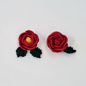 매듭 카네이션 브로치