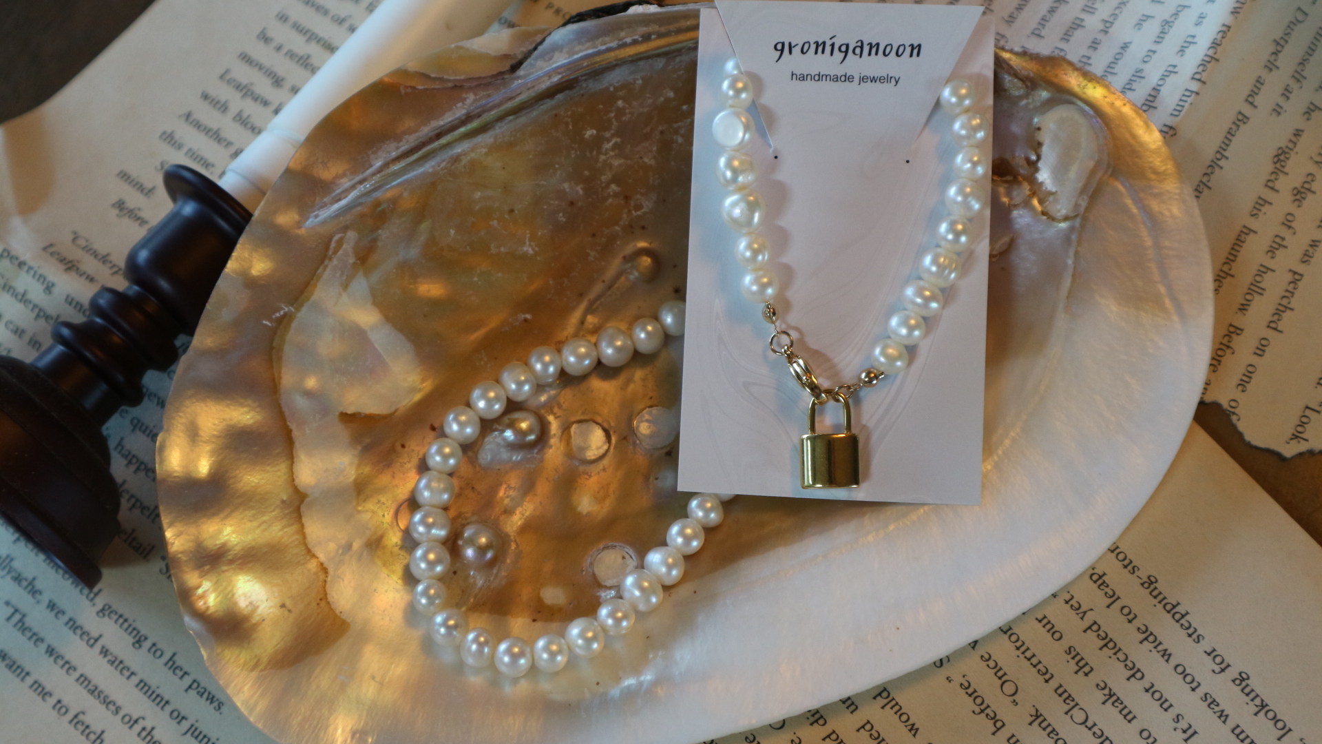 담수 진주 자물쇠 목걸이