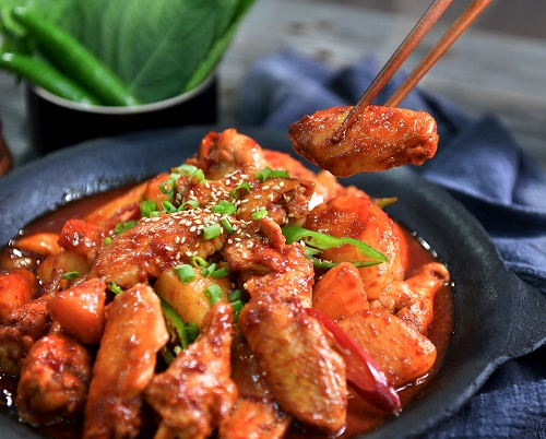 매콤한 윙봉 닭볶음탕