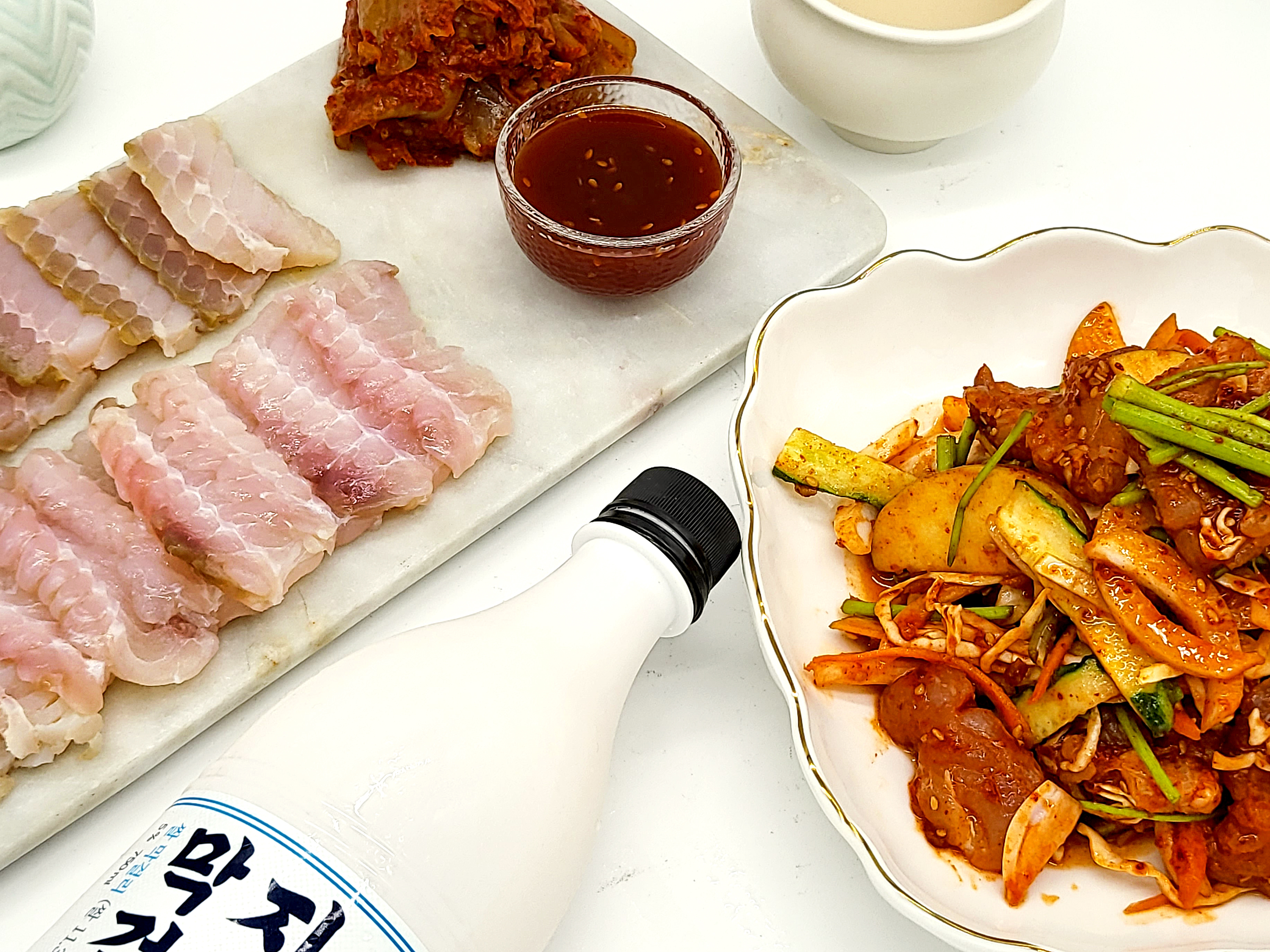 흑산 홍어회 + 돼지고기 편육 SET