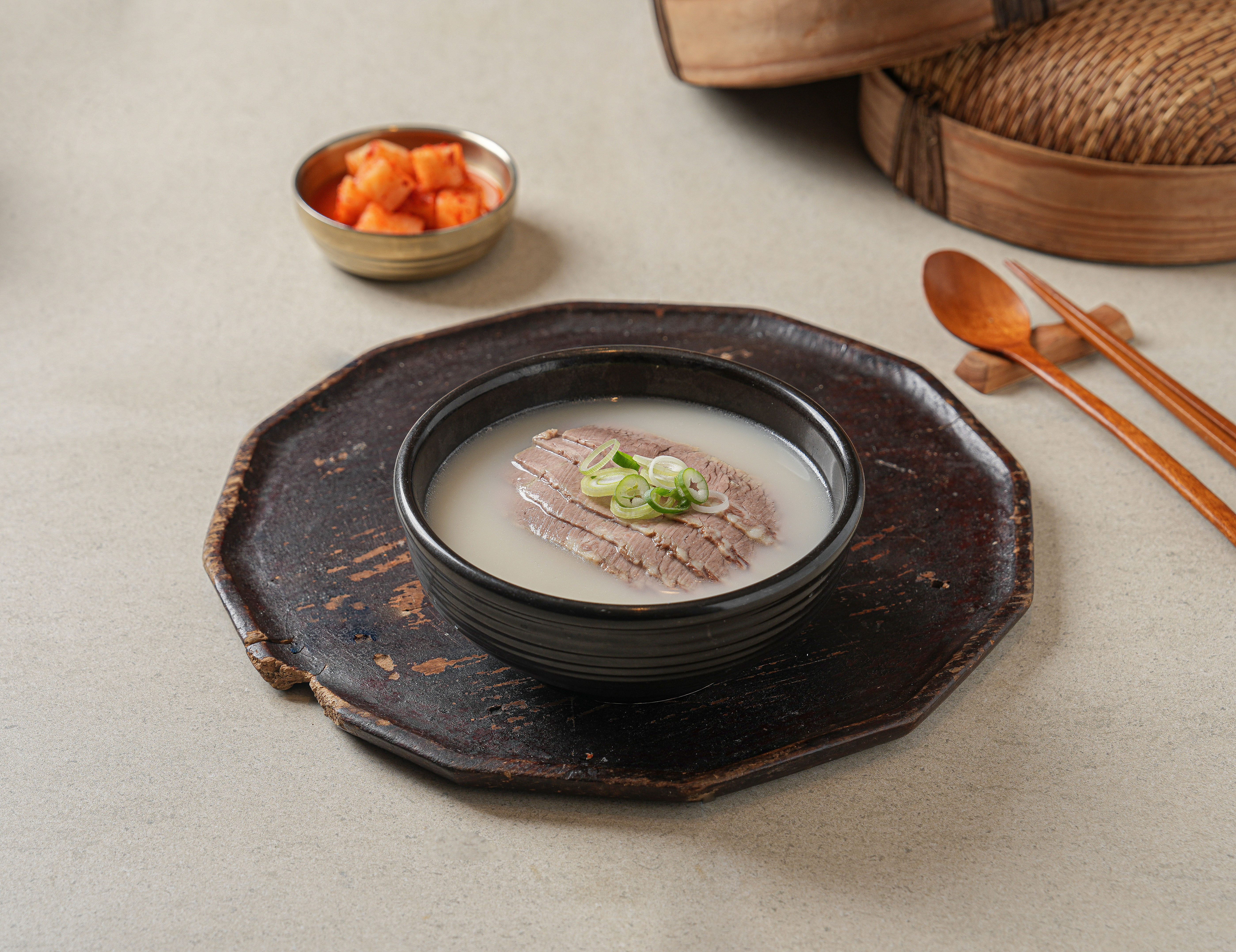 수제 고기 곰탕